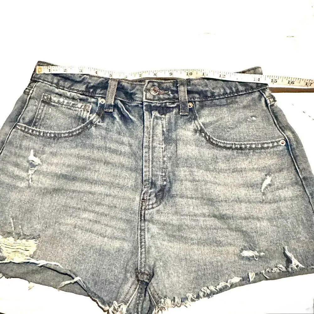 Wild Fable Cut-Off Denim Light Wash Jean Shorts Women's 8